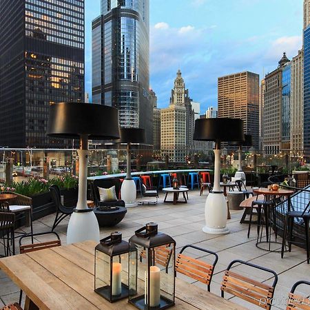 Renaissance Chicago Downtown Hotel Exterior foto