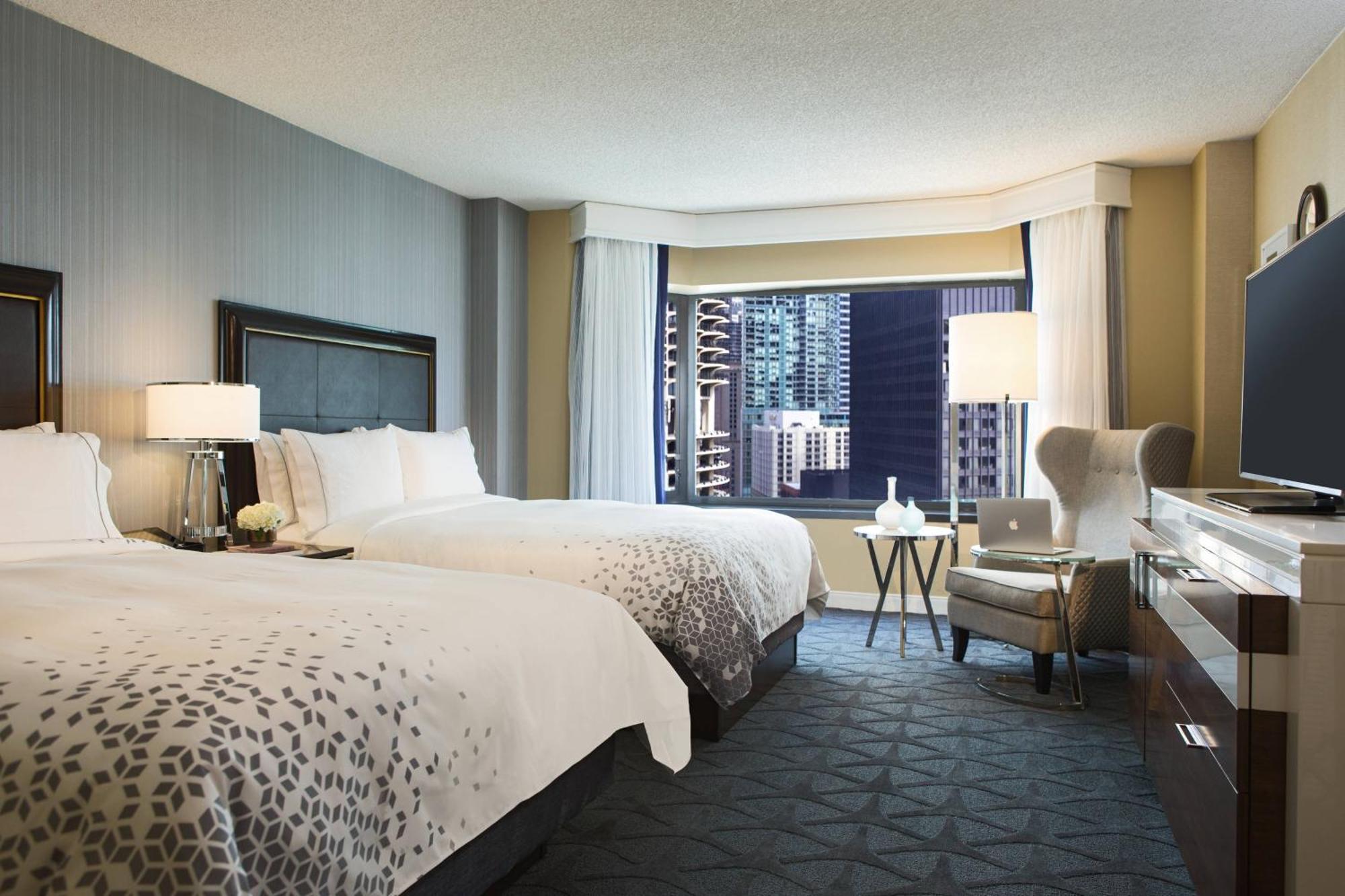 Renaissance Chicago Downtown Hotel Exterior foto