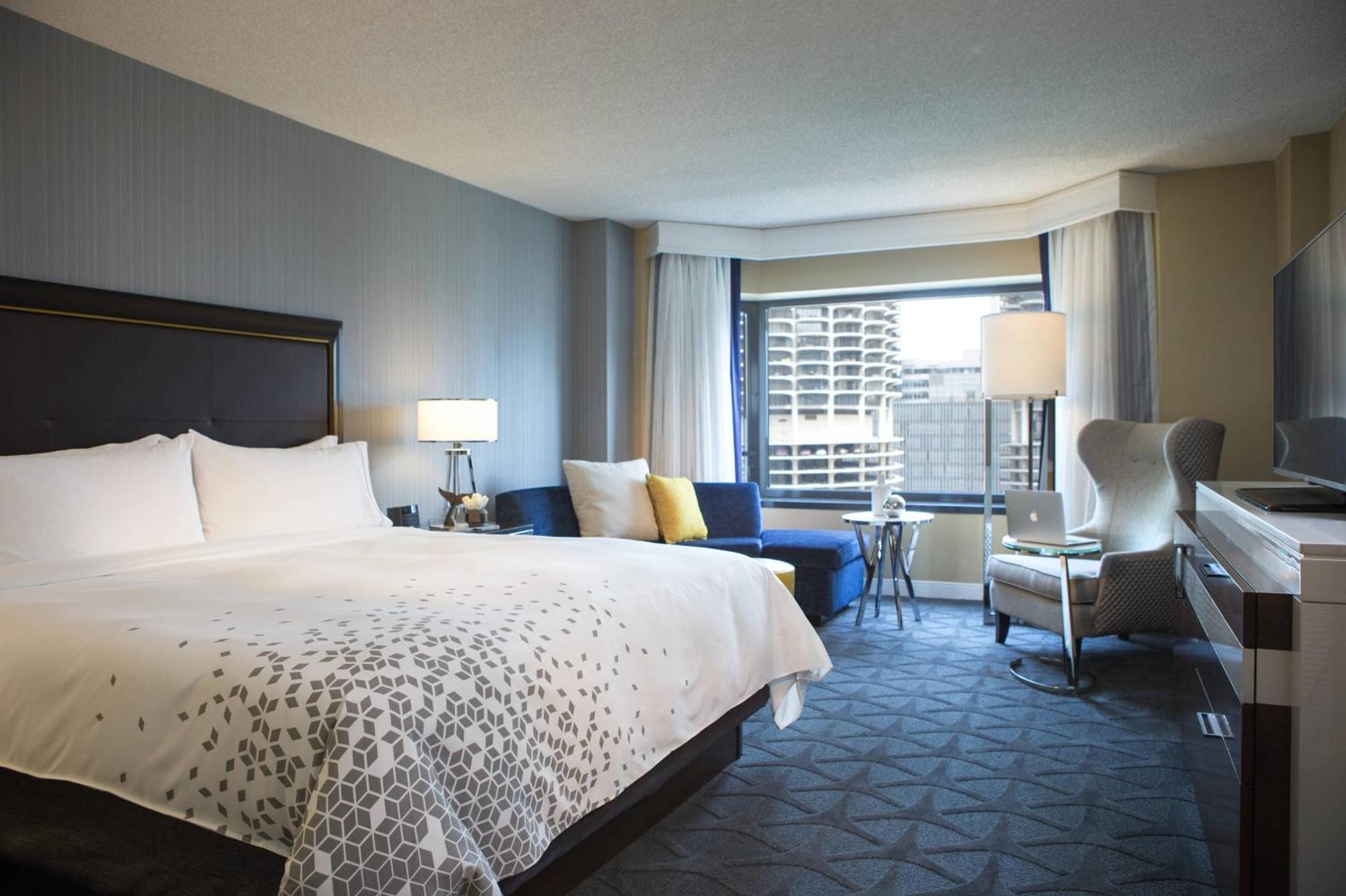 Renaissance Chicago Downtown Hotel Exterior foto