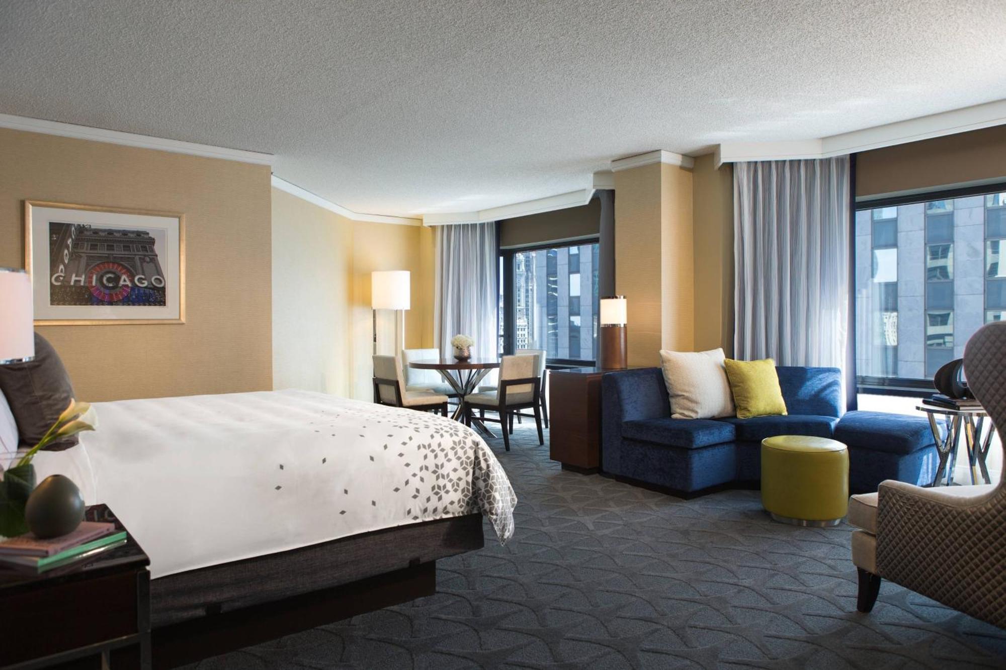 Renaissance Chicago Downtown Hotel Exterior foto