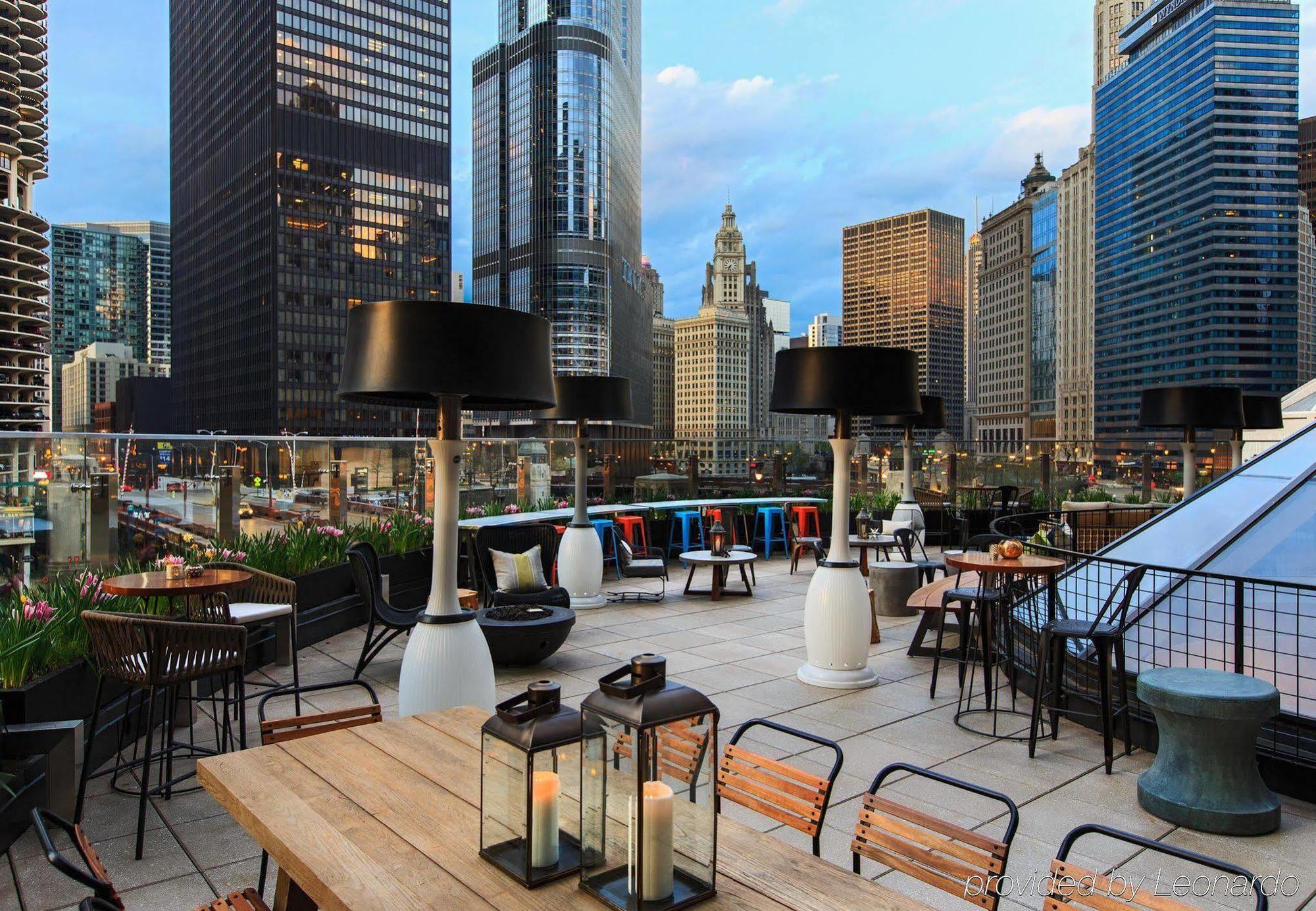 Renaissance Chicago Downtown Hotel Exterior foto